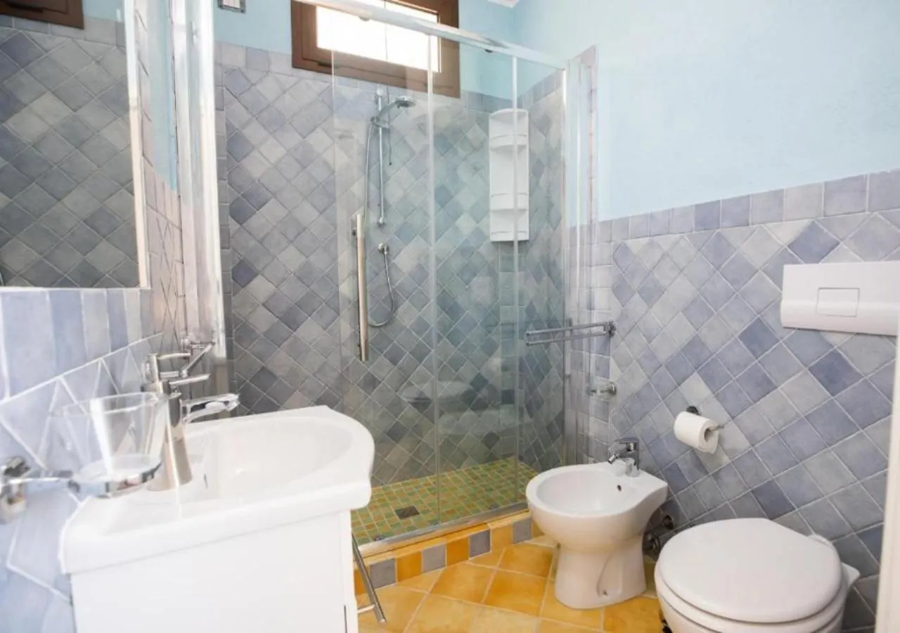 La Magnolia Rooms Olbia Konukevi